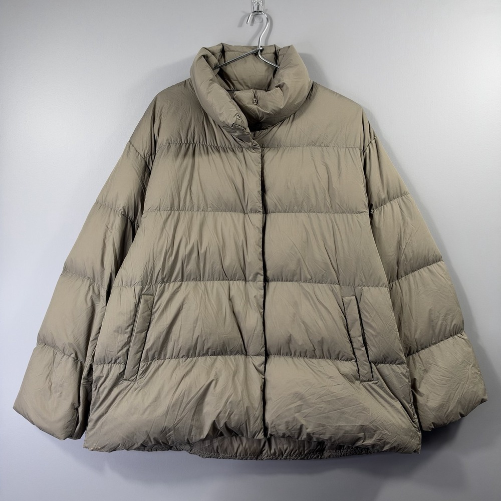 Uniqlo Ultra Light Down Jacket Womens Large Beige Puffer Packable Short